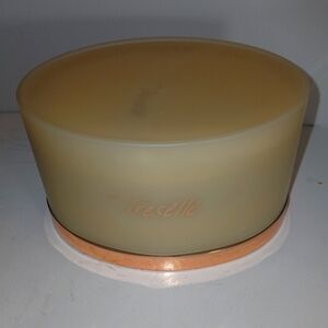Treselle Scented Powder